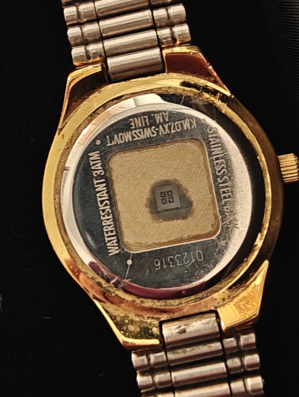 Vintage Authentic Givenchy Ladies Watch Cleaned New Battery - Picture 4 of 16